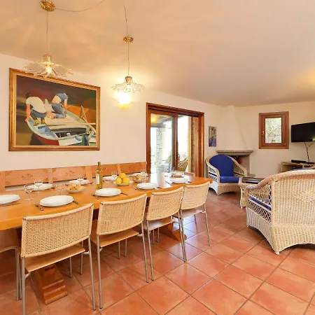 Vila Petra Rossa By Interhome